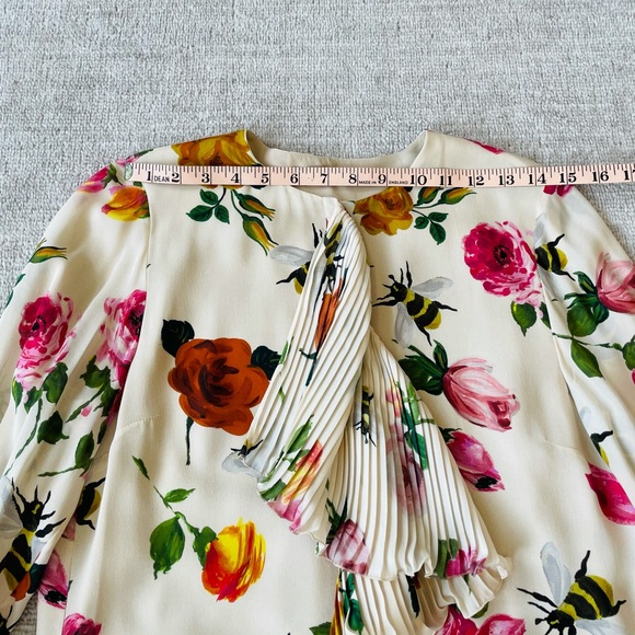 Gucci Roses and Bees Silk Shift Dress - Picture 8 of 15